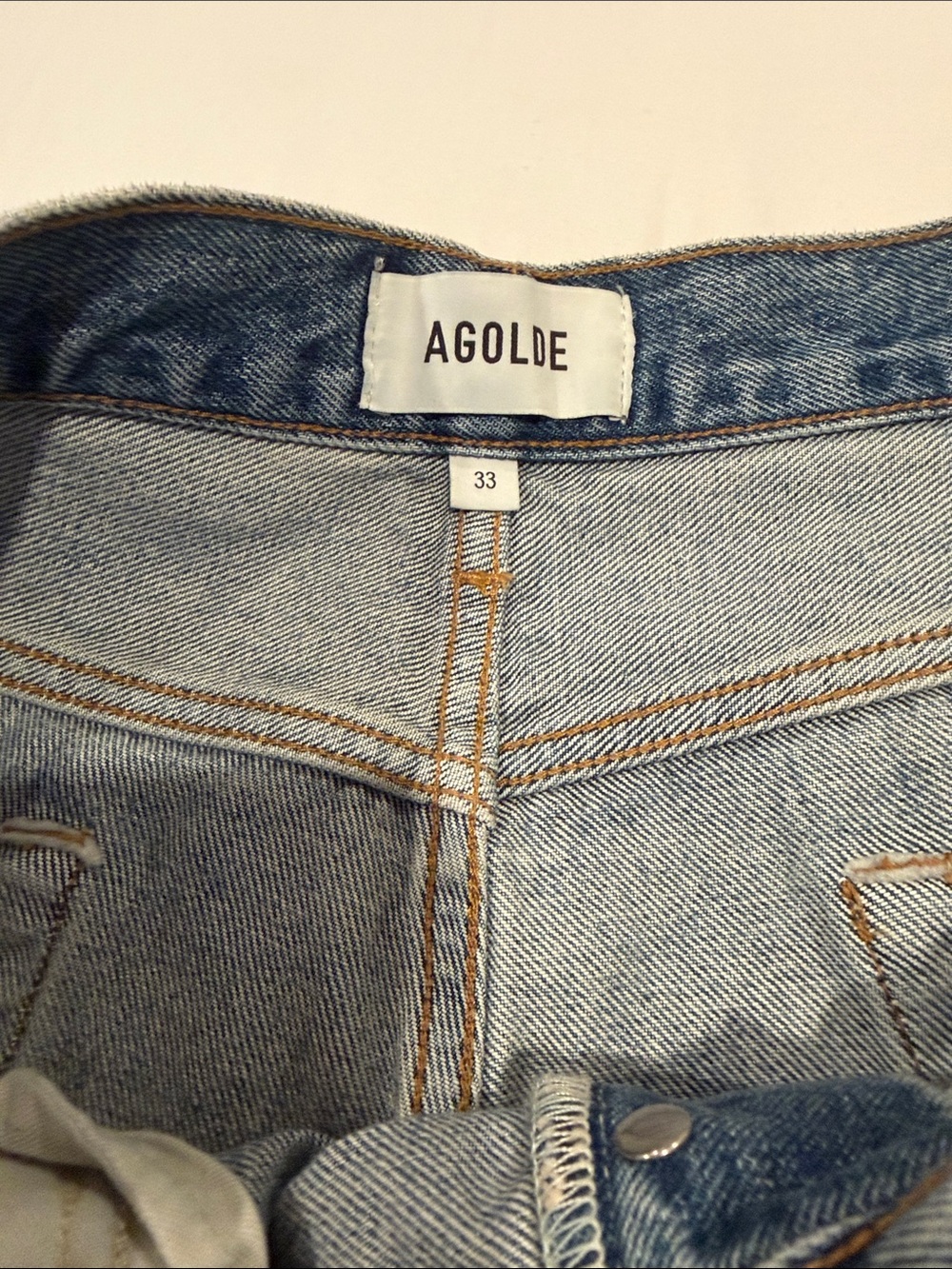 NWT Agolde Parker long denim short size 33 - Picture 3 of 4